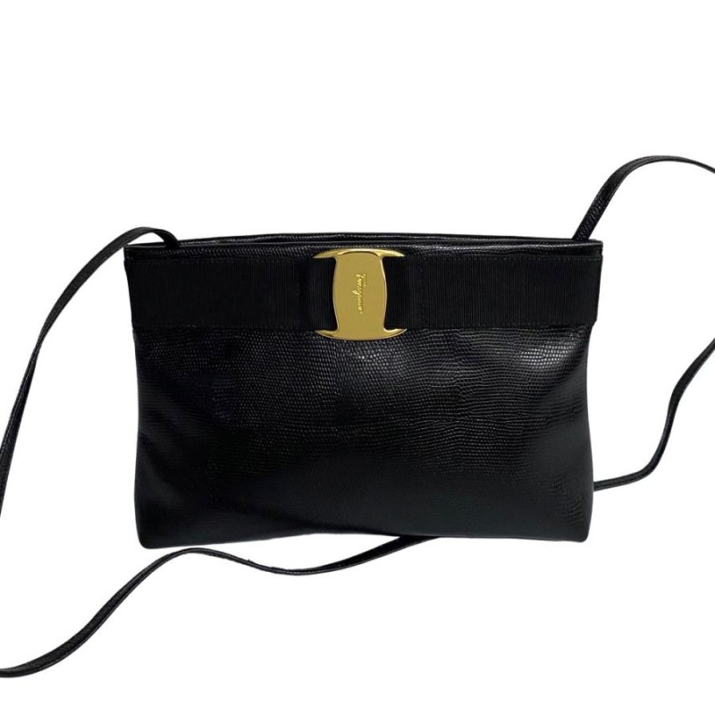 極 美品 Salvatore Ferragamo フェラガモ ヴァラリボン 金具 レザー 本  