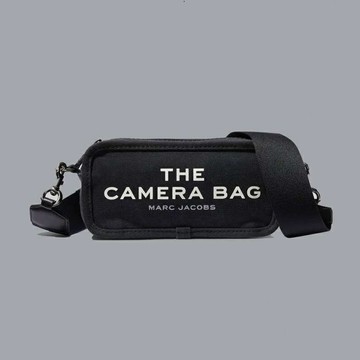MARC JACOBS THE CAMERA 純棉帆布包相機斜背包 M0017040(現貨)【 菲尼斯 國際精品 ★ 疊加現抵$1618 】 女神手袋 美的三次方