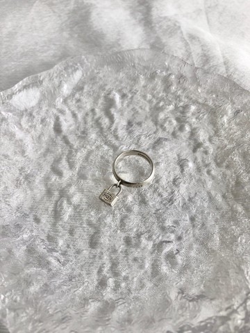 【VintageShop solo 日本直送中古包專賣店】Tiffany & Co. 蒂芙尼 戒指 銀 925 鎖頭造型 復古 vintage nc57c7
