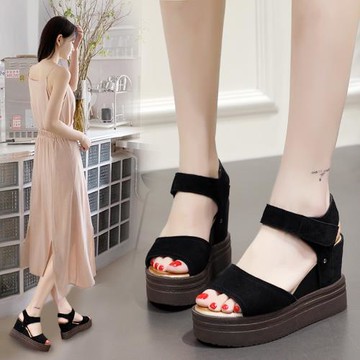 2024年新款夏季真皮松糕坡跟涼鞋女時尚軟底厚底魚嘴內增高跟10cm