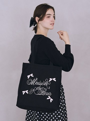氣質蝴蝶結品牌刺繡方形手提袋(08001932900) - Maison de FLEUR