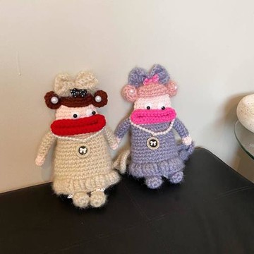 網紅超火毛線鉤針手機包包女成品包ins潮酷大嘴妹單肩斜挎包批發