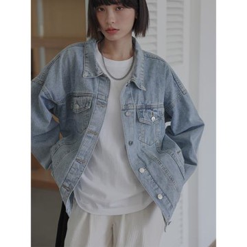 BF風淺色牛仔外套女寬松韓版春秋百搭2026春季新款學生淺藍色上衣