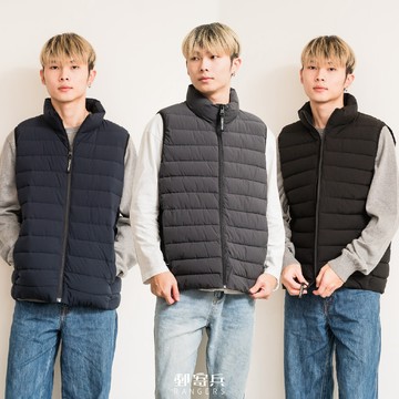 郵寄兵．現貨 Calvin Klein CK 男版 素面 背心 保暖背心 立領背心 素面背心 男生背心 保暖 美國