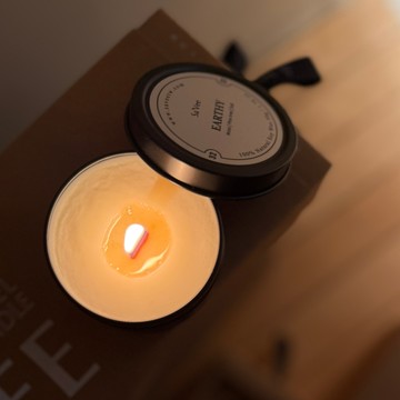 【Sa'Vee】No.32 Earthy 擁抱大地 旅行蠟燭50g 附旅行束口袋 （回歸原始清香）