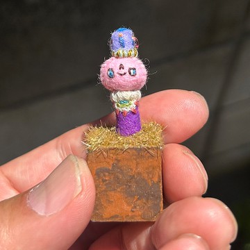 Chimchiminey 登上底座