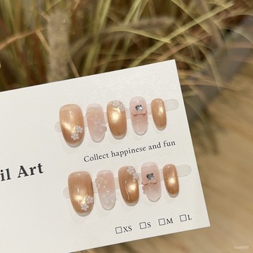➕最新設計款穿戴甲💅純手工穿戴甲高級感金色貓眼短款美甲片輕奢小花朵假指甲貼片成品短橢圓穿戴甲 B0WY