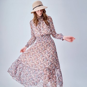 浪漫花卉壓褶洋裝