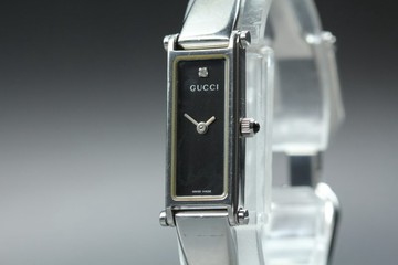 ヴィンテージ Gucci 女士石英腕錶 GUCCI 1500L
