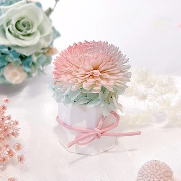 Floral M Unicorn 彩虹香氛擴香花 Set  7cm x 7cm x 12cm花禮  16cm x 16cm x 8.5cm禮盒  炫彩蒂芬尼  1組