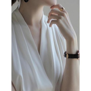 西裝內搭白色緞面真絲v領吊帶背心女春夏款無袖襯衣掛脖雪紡上衣