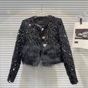 大眼睛2025冬季新款名媛小香風珠片毛呢狐貍毛邊羽絨內膽短外套