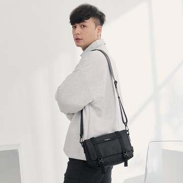 MANDE RHODE - 滑面迷你插扣造型郵差包(小/S) - A5893-1K