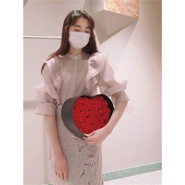 少量到貨！S家法式純元百搭宮廷風純色百搭荷葉邊襯衫 SWFB231049