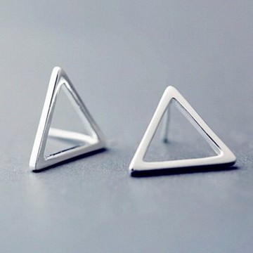 925純銀耳環耳針式耳飾-韓版幾何三角形時尚母親節生日情人節禮物女飾品73ag363【獨家進口】【米蘭精品】