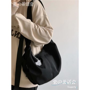 茶話會ins暗黑風大容量餃子包女 休閑尼龍單肩包大學生上課斜挎包
