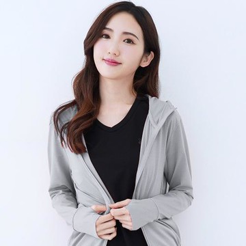 【遊遍天下】女款連帽彈力UPF50+冰絲涼感防曬薄外套GJ1022 銀灰