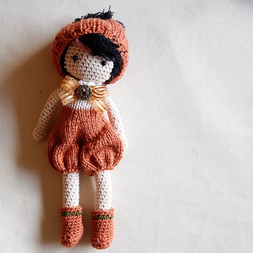 手鉤娃娃 小美娃娃 手作娃娃 南瓜萬聖節 黑色爆炸頭