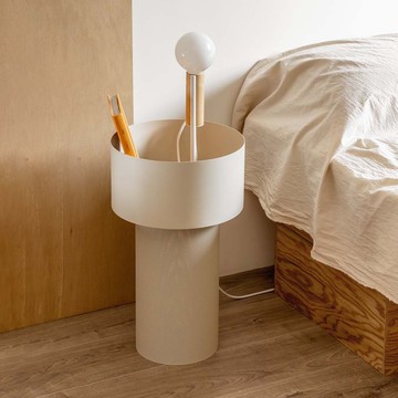 PEDESTAL Box | 金屬網管收納邊桌 | 米白