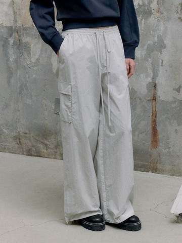 Cargo Wide Fit Nylon Pants [Light Gray]