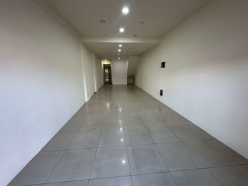 嘉義住商一銀 香湖公園賺錢金店面｜嘉義市西區文化路