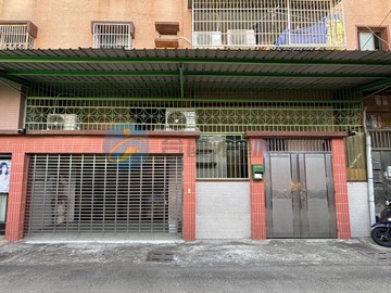 衛武營大面寬公寓1樓室內車庫｜高雄市鳳山區南京路