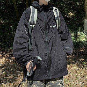 情侶外套 夏季外套 男女款 衝鋒衣男 休閒外套 寬鬆外套 薄款外套 透氣戶外登山服 連帽外套 黑色外套 運動外套