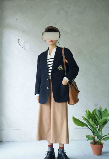 尋寶古著-深藍色學院風中性毛料西裝外套