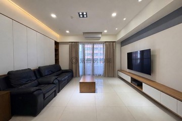 美術館特區｜永信擁樂｜景觀高樓層永久棟距四房雙平車｜高雄市鼓山區美術北五街