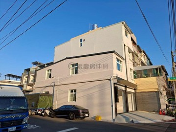 大氣面寬角窗邊間~登發市場正有市金店住｜高雄市仁武區仁忠路