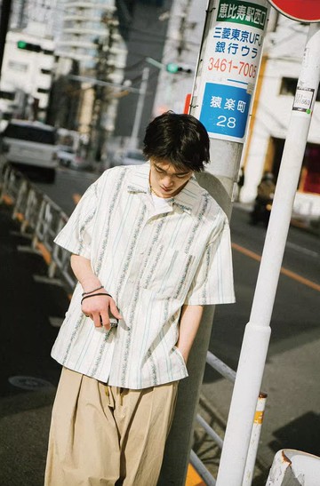 山坡開滿花 日系復古古巴領短袖襯衫