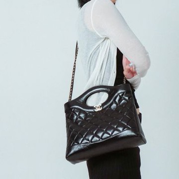 Chanel 香奈兒 31 Bag 油蠟羊皮淡金雙鍊手提斜背包-大(AS4853-黑)