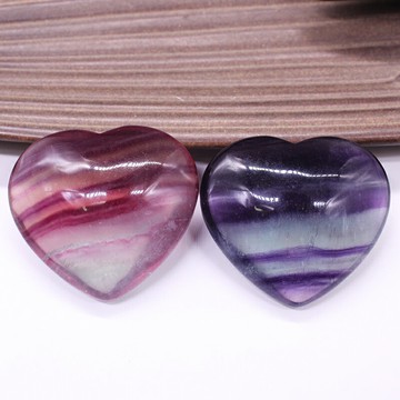 如鴻天然彩色螢石原石擺件愛心形兒童寶石漂亮水晶石頭把玩件裝飾