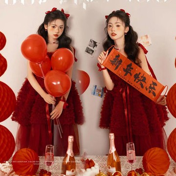 【台灣有貨】實拍 影樓新年主題款甜美少女生日畫報風寫真紅色婚紗蓬蓬裙藝術照攝影