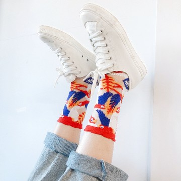 英國PAPERSELF 天空系列｜拉普達慶典(紅邊)-鸚鵡透紗中筒襪