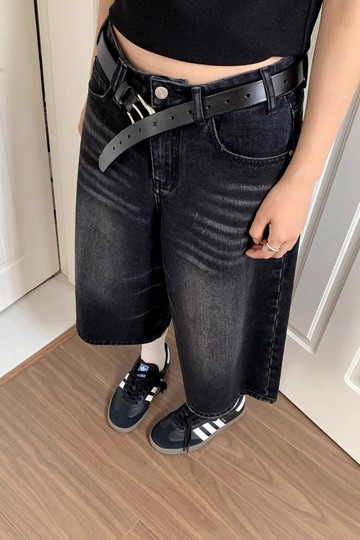 Chubchic✨隔日到貨 大碼七分褲 高腰闊腿七分牛仔短褲女 黑色水洗寬鬆直筒褲 女生牛仔褲 休閒顯瘦短褲