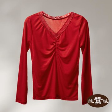 【岱妮蠶絲】純蠶絲42針110G女V領蕾絲胸前抓皺長袖衛生衣-紅(MWC6A302)