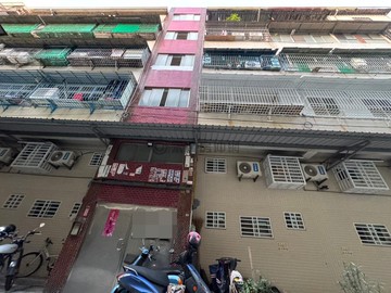 赤山商圈陽台進出二樓翻新大3房美公寓｜高雄市鳳山區建國路二段