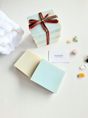 PUREGEMS 藍礦泥與白礦泥。 手工皂 。 (單入 或 多入優惠組合)
