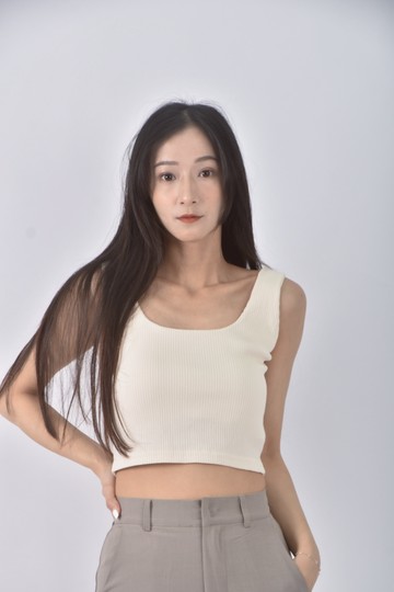 (S) topdressing韓牌質感修身短版有內襯杏色上衣