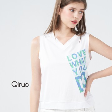 【Qiruo 奇若名品】春夏清新白色V領短版背心式上衣(英文字母設計 休閒背心上衣3013D)