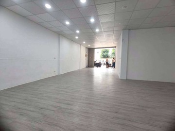 大順商圈/十六米路寬/可投資店面公寓一樓｜高雄市苓雅區樂仁路