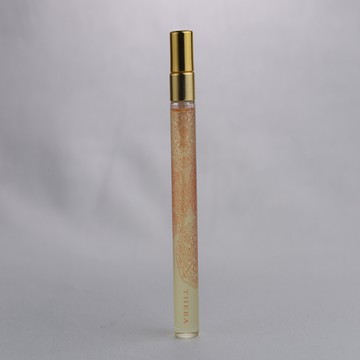 Japan beauty oil 8mL mount containing camellia