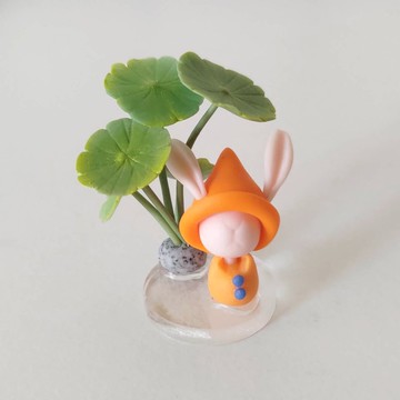 黏土手作 ATO47橘帽兔兔與錢塘草