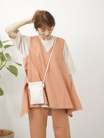 V領剪裁亞麻混紡長板背心(FD36L0X0180) - Lugnoncure