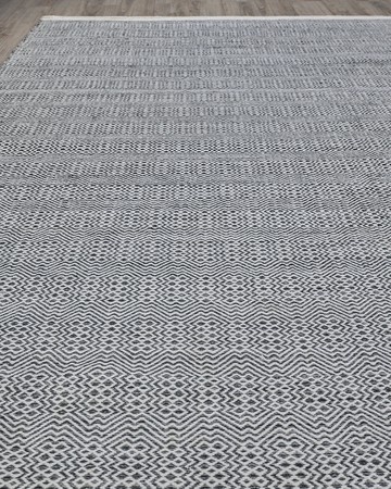 Naomi Indoor/Outdoor Flat-Weave Rug, 6' x 9'