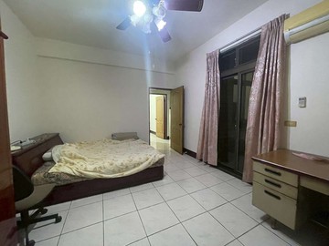 竹北近昌益台元科技園區邊間4房透天｜新竹縣竹北市新興路