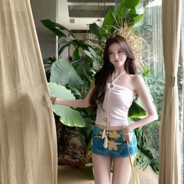 美式辣妹短款掛脖吊帶韓版溫泉包臀短裙2025夏季新款兩件套女性感