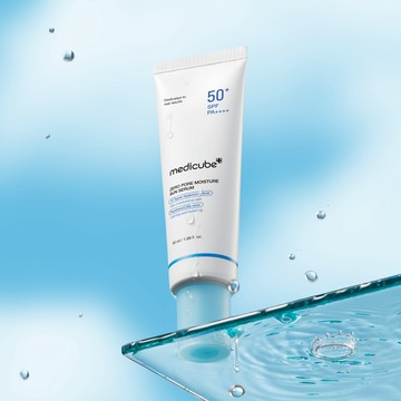 ZERO毛孔水潤防曬精華 SPF50+/PA++++