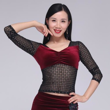 2024春夏新款肚皮舞上衣絲絨大碼肚皮舞練功演出服上裝顯瘦包郵